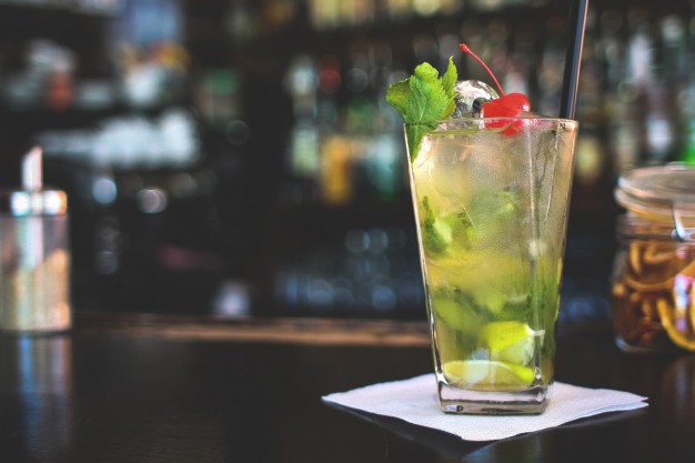 mojito-drink_385-19322341