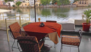 Lake Shore Restaurant