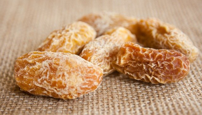 खजूर (Dates) - Winter Season Fruits