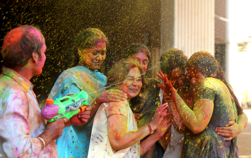 Holi health tips