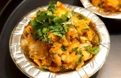 कैसे बनाएं कलकत्ता फेमस चटाकेदार चुरमुर चाट