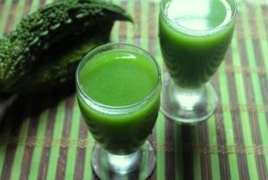 कैसे बनाएं करेला का जूस