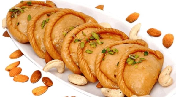 Mava Gujiya Recipe