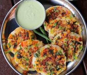 नाश्ते में कैसे बनाएं सूजी उत्तपम की रेसिपी