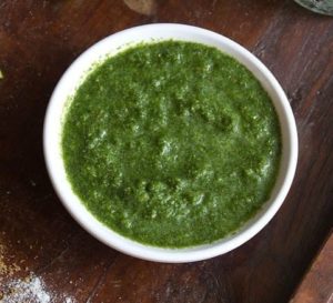 Dhaniya Pudina Chutney Recipe